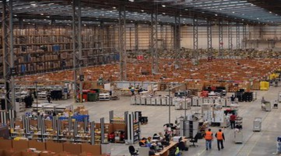 The U.S. overseas warehouse is issued on behalf of one piece. Why should it be favored by cross-border sellers?